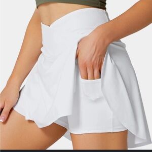 White Tennis Skirt With Short Underneath Size Large